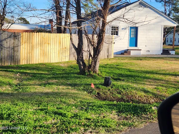 $109,900 | 111 East Fifteenth Street, Yazoo City, MS 39194