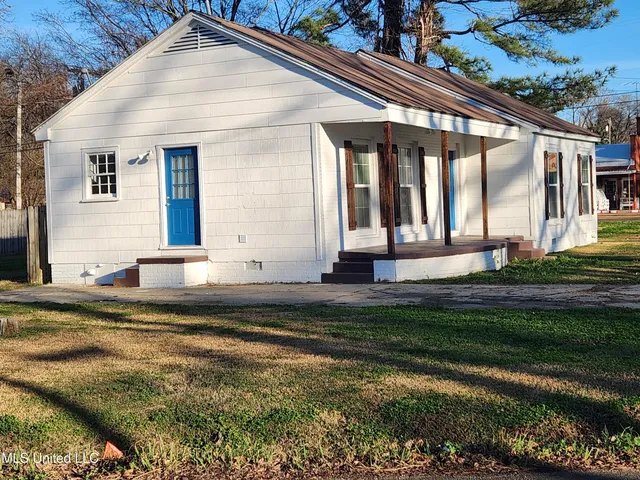 $119,999 | 111 East Fifteenth Street, Yazoo City, MS 39194