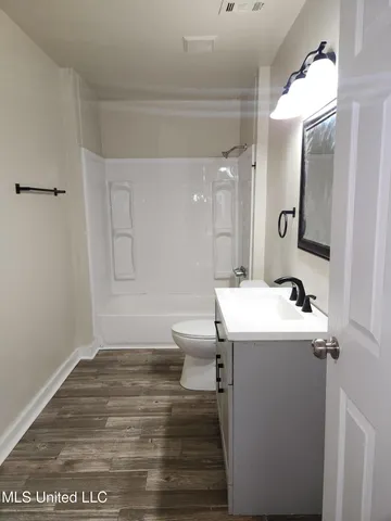 $119,999 | 111 East Fifteenth Street, Yazoo City, MS 39194