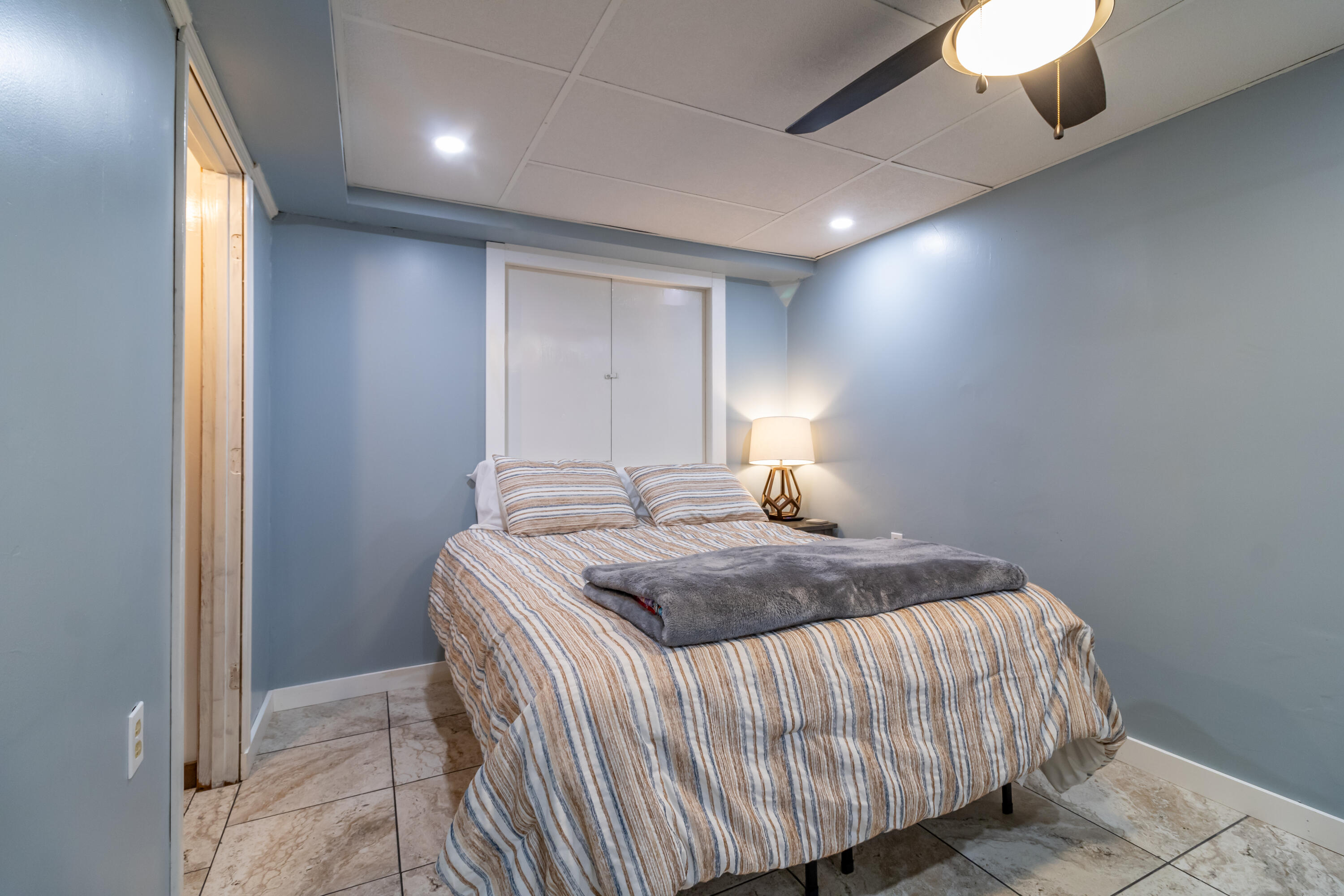 278 Sunset Road Deer Isle, ME 04627 - Photo 52 of 75 278 Sunset Road Interiors-41