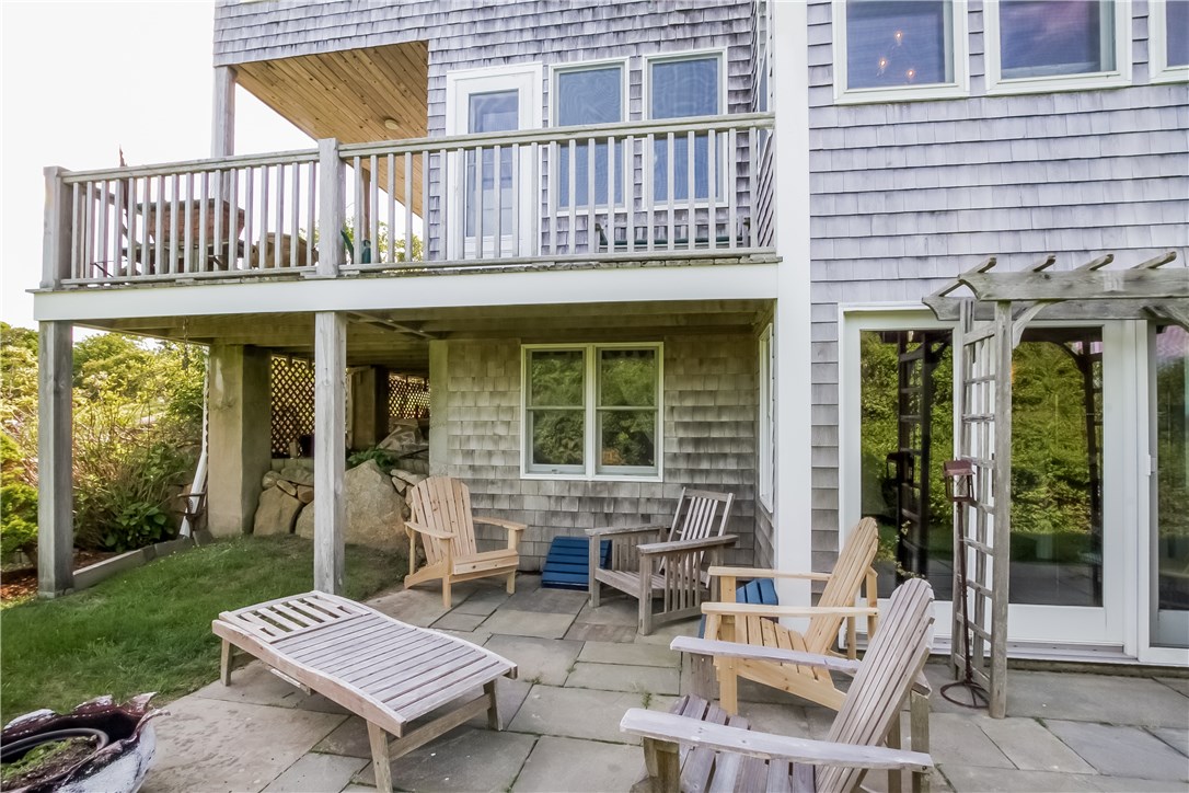 1657 Pilot Hill Road Block Island, RI 02807 - Photo 7 of 39