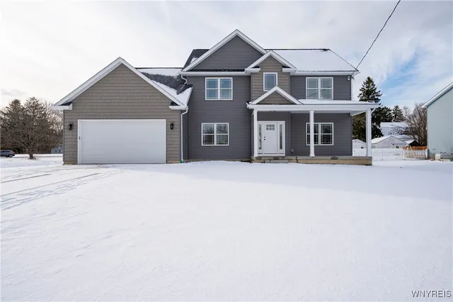 $559,900 | 8418 Evelyn Drive, Eden, NY 14057