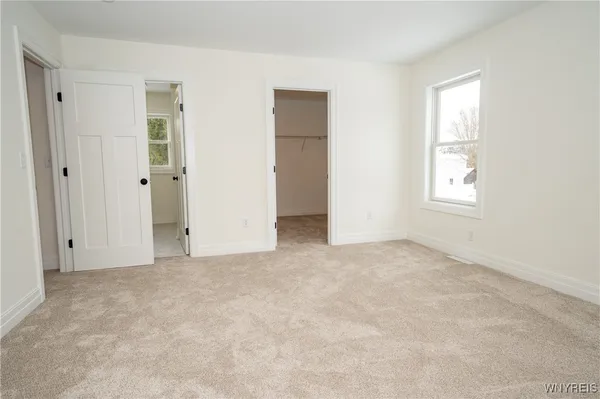 $559,900 | 8418 Evelyn Drive, Eden, NY 14057