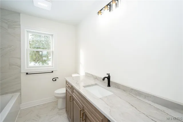 $565,000 | 8418 Evelyn Drive, Eden, NY 14057