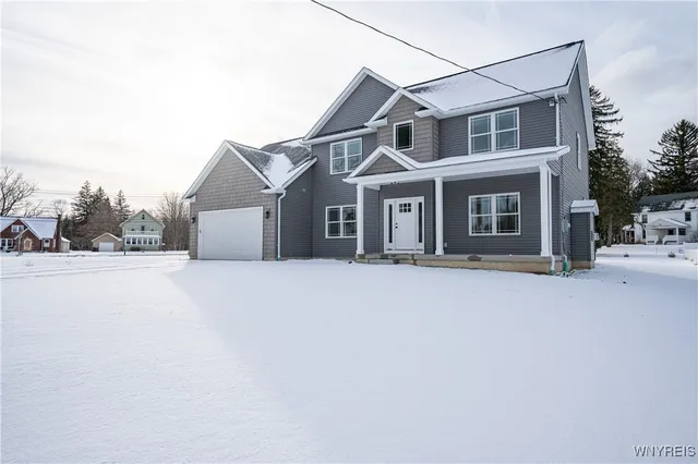 $559,900 | 8418 Evelyn Drive, Eden, NY 14057