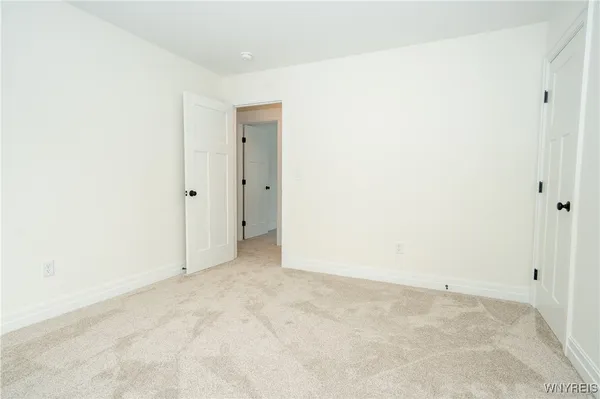 $559,900 | 8418 Evelyn Drive, Eden, NY 14057