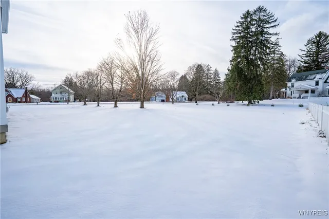 $565,000 | 8418 Evelyn Drive, Eden, NY 14057