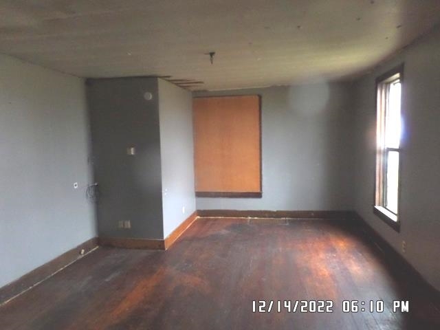 8539 1st Road Bremen, IN 46506 - Photo 2 of 20