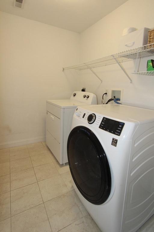 7 Chevy Chase Road Worcester, MA 01606 - Photo 17 of 21