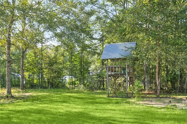 $375,000 | 38300 Pat Downey Road, Pearl River, LA 70452