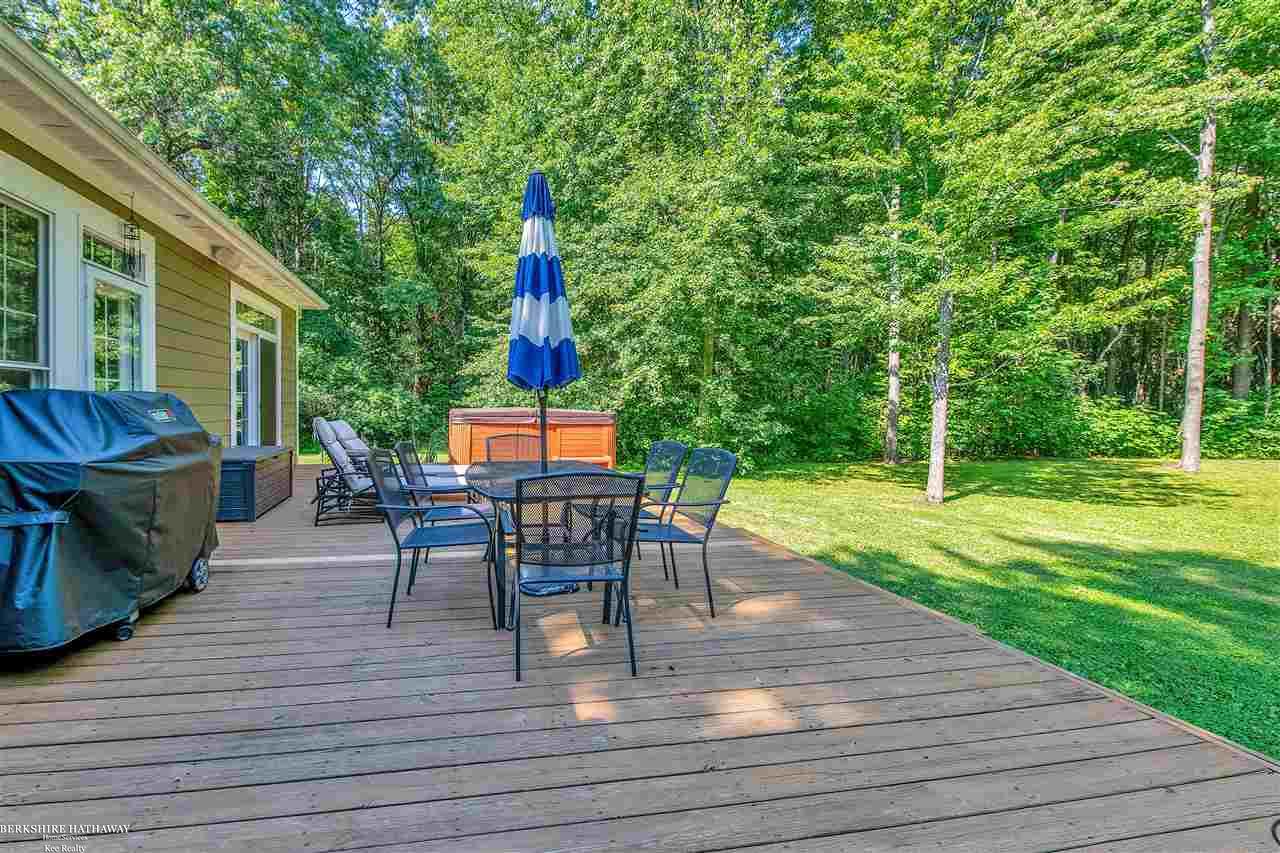 9161 Folkert Road Algonac, MI 48001 - Photo 28 of 33 50051369-27.JPG