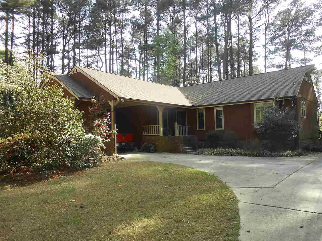 3809 Hampstead Court Raleigh, NC 27613 - Photo 2 of 7 Photo 2
