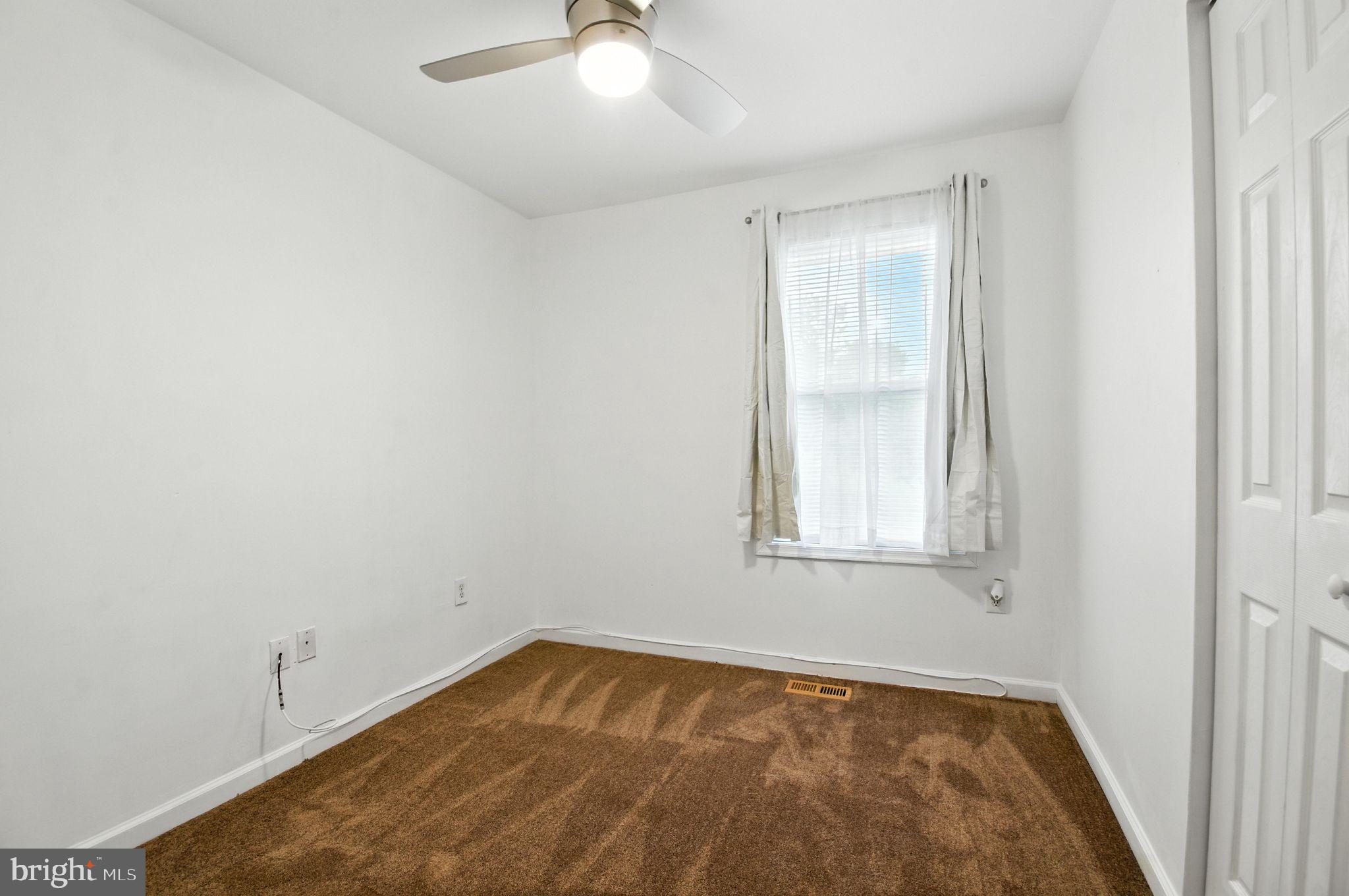 3707 Stonesboro Road Fort Washington, MD 20744 - Photo 16 of 32 Third Bedroom upstairs