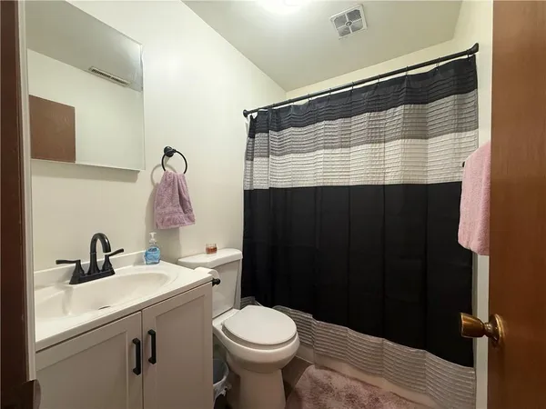 $215,000 | 1405 South Rouse Street, Pittsburg, KS 66762