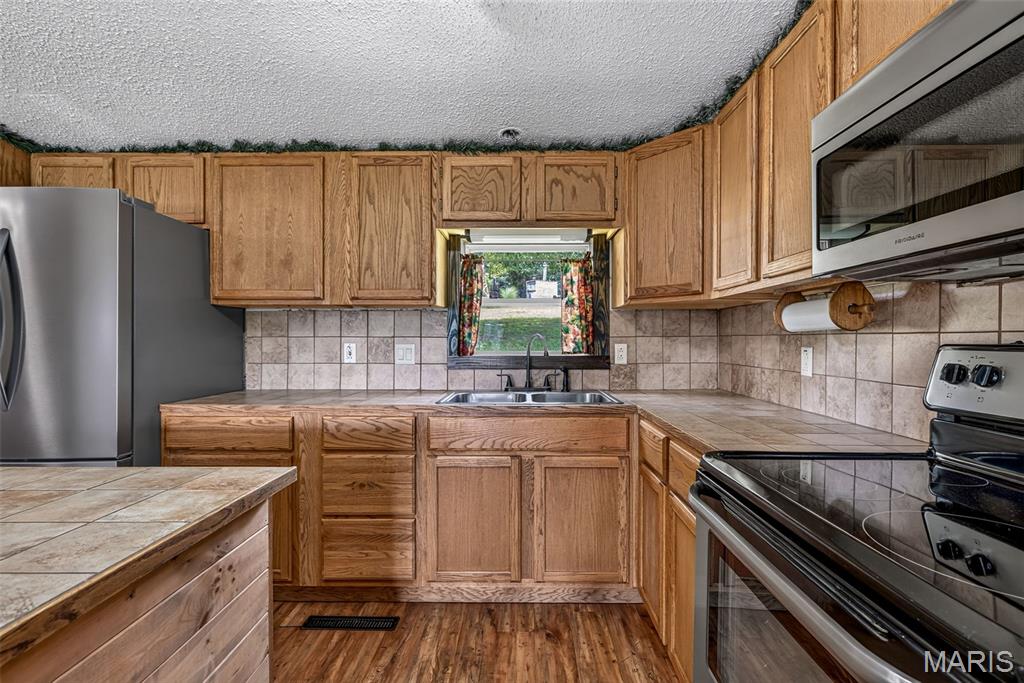 3440 Raby Road Farmington, MO 63640 - Photo 11 of 44 Gallery Image 11