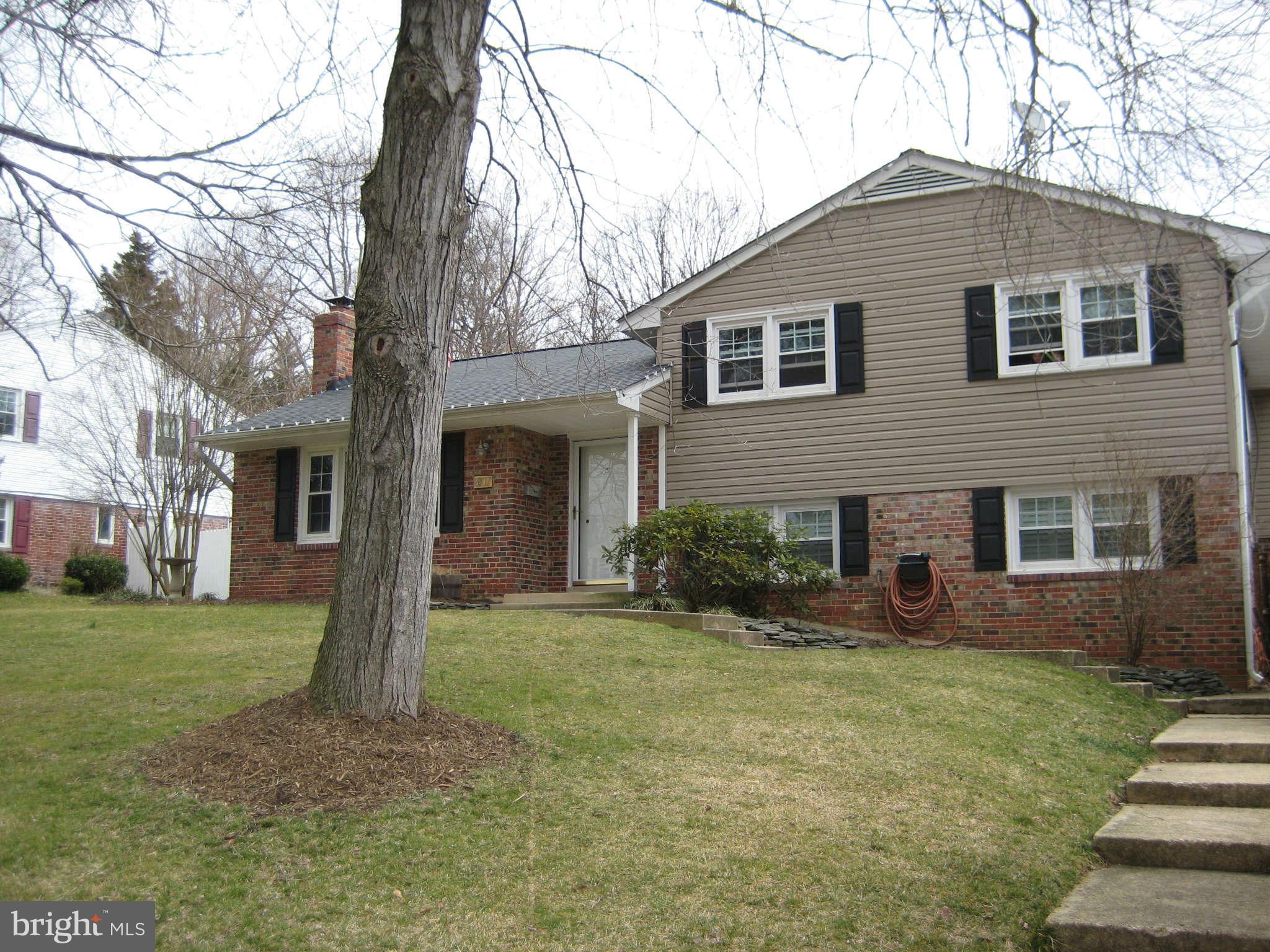8107 Hatteras Lane Springfield, VA 22151 - Photo 1 of 18 Exterior (Front)
