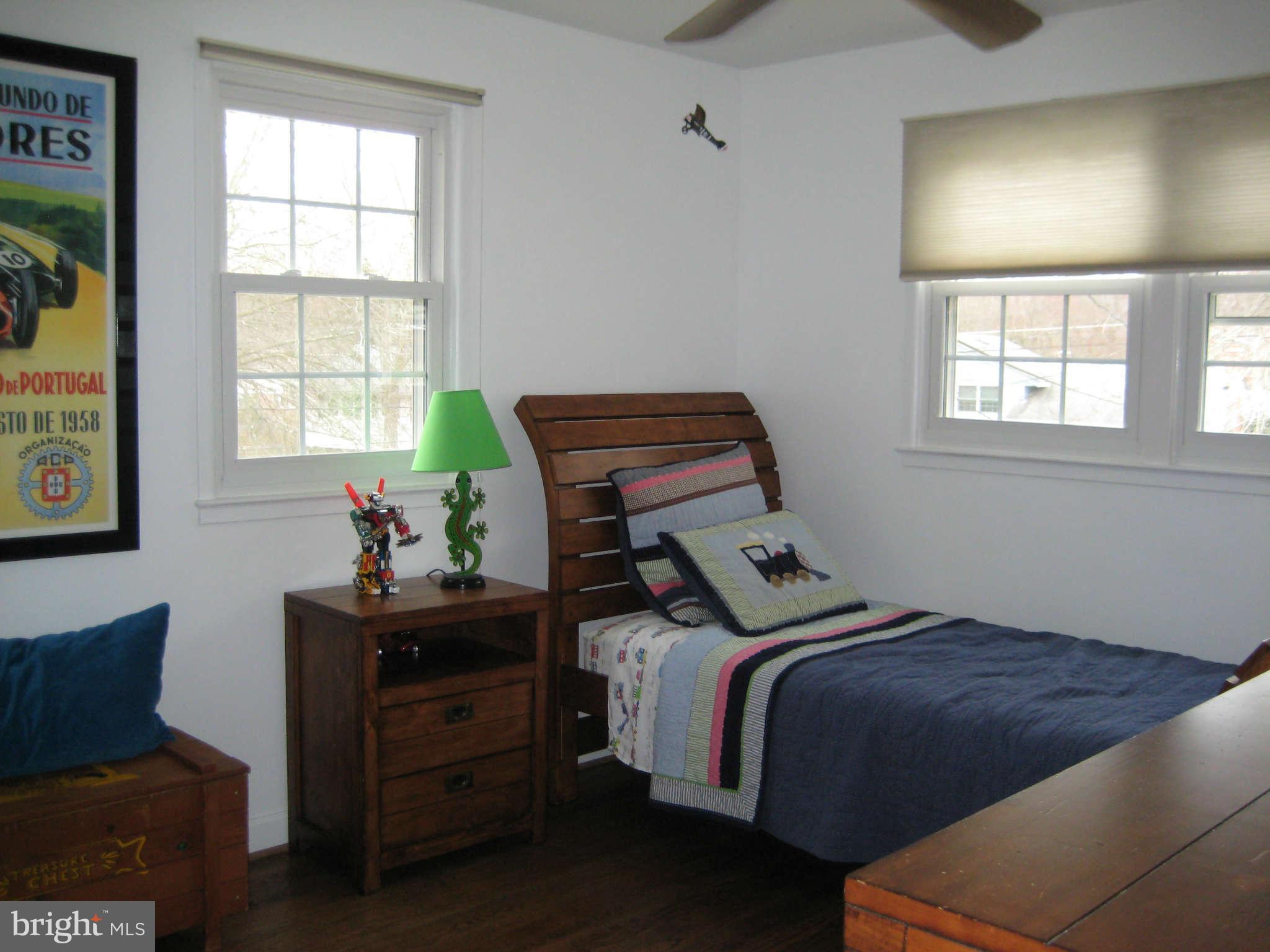 8107 Hatteras Lane Springfield, VA 22151 - Photo 11 of 18 Bedroom