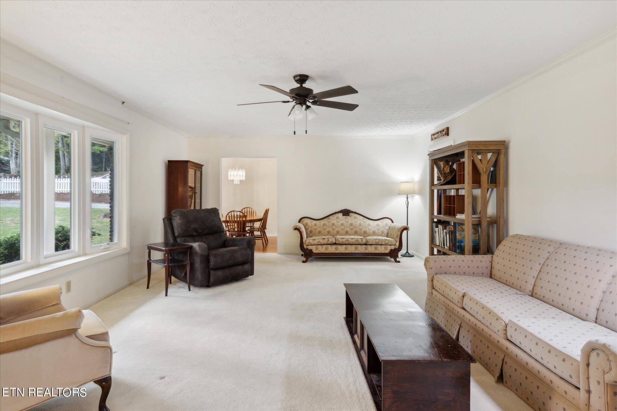 139 Windham Road Oak Ridge, TN 37830 - Photo 4 of 30