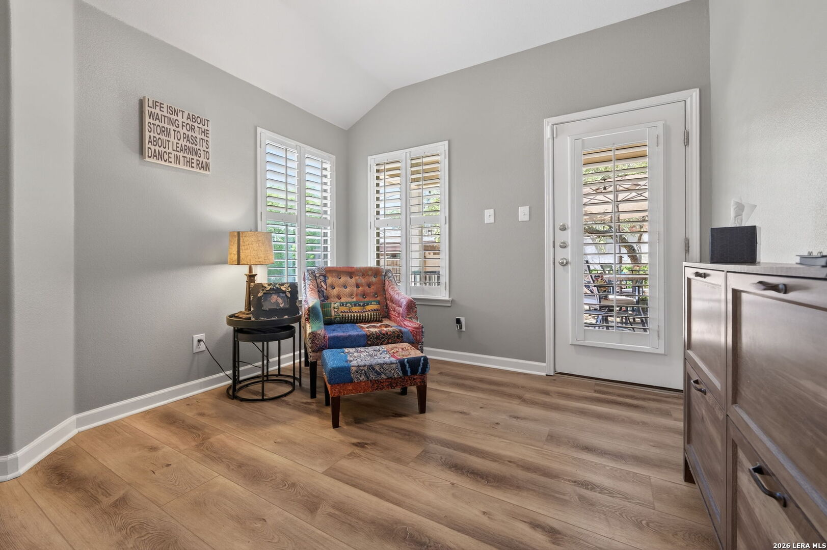 9514 Potters Point Helotes, TX 78023 - Photo 20 of 37 a living room with furniture and a window
