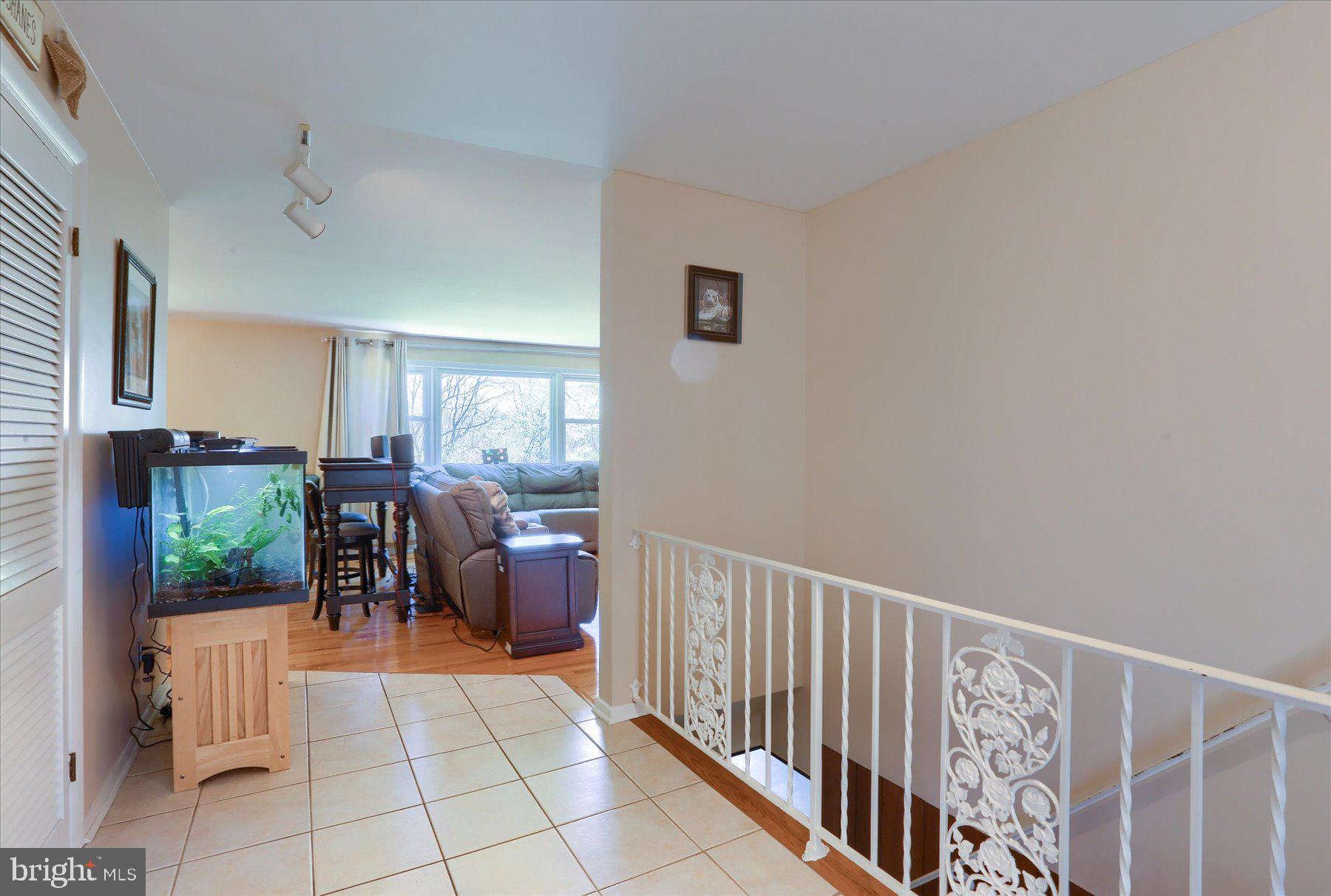 4407 Fargreen Road Harrisburg, PA 17110 - Photo 6 of 35 Gallery Image 6