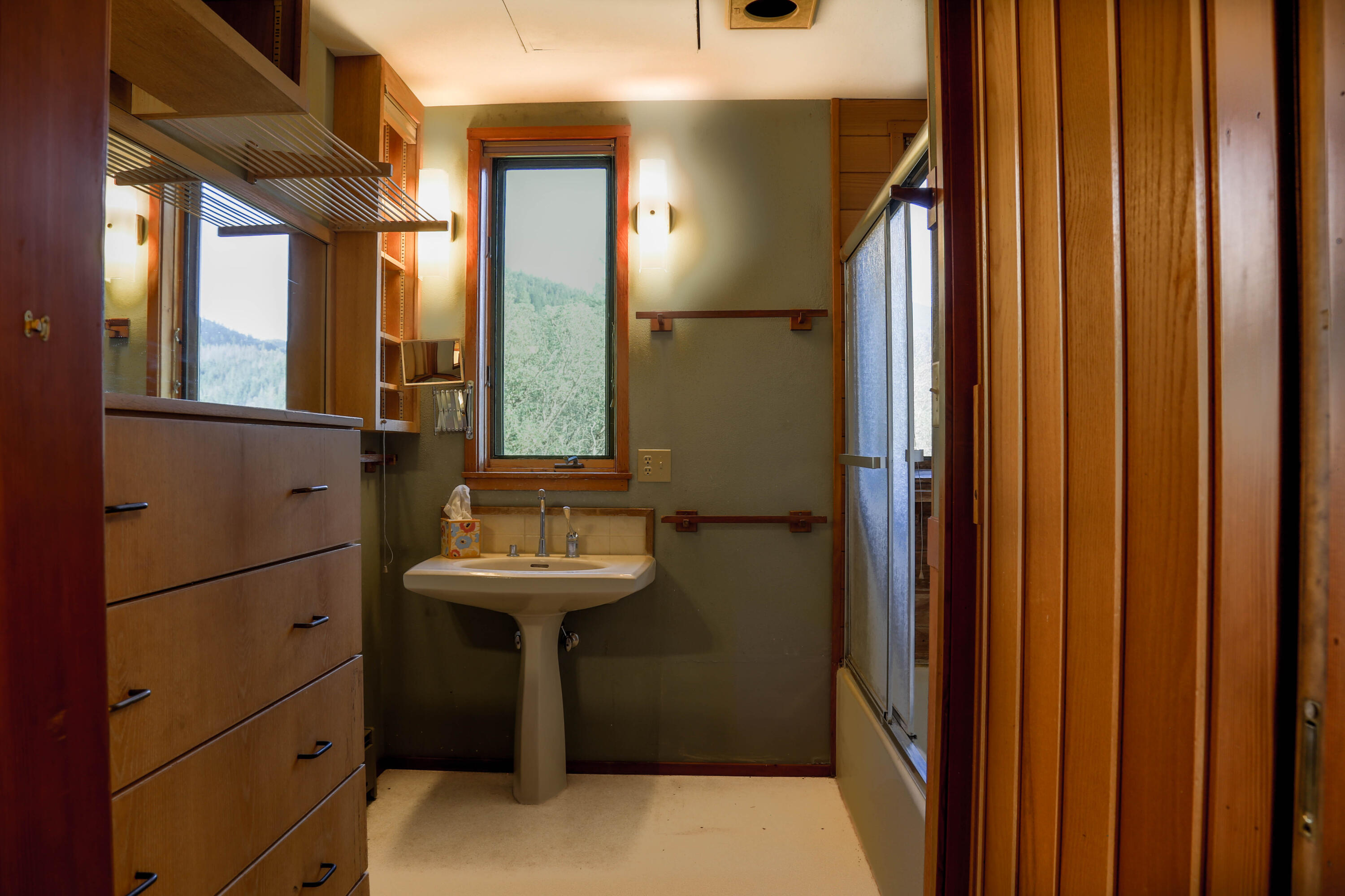 9629 Wagner Creek Road Talent, OR 97540 - Photo 12 of 40 Bathroom