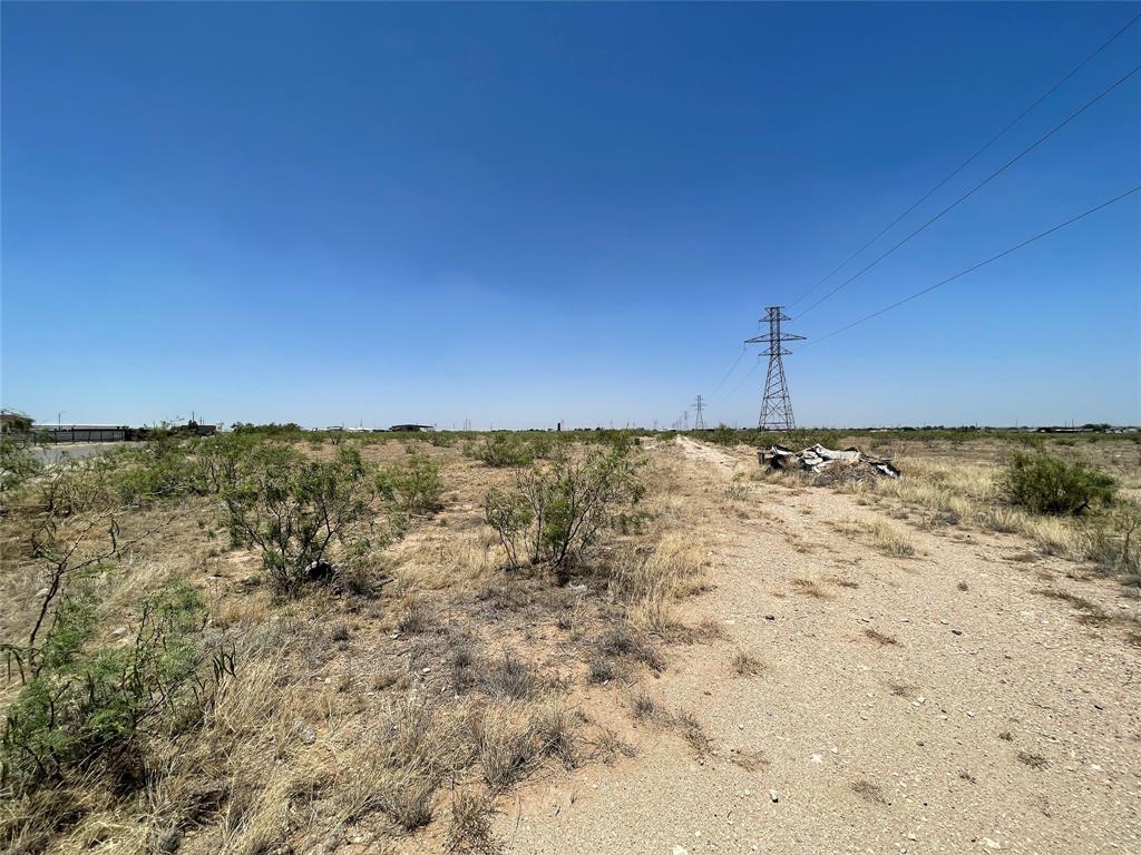 N/a West Hubnik Road Odessa, TX 79763 - Photo 3 of 5 a view of a field with an ocean in the background