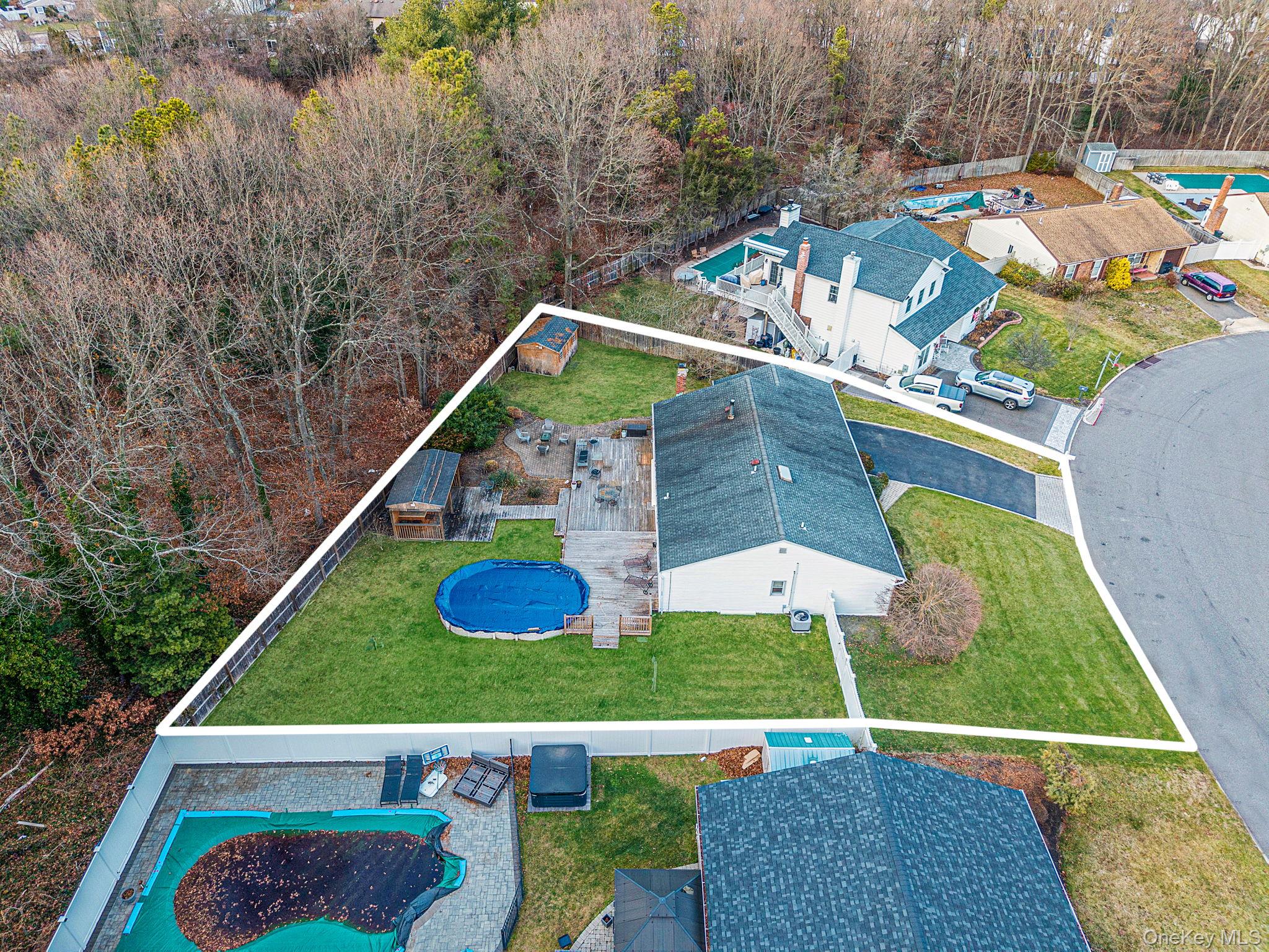 32 San Rafael Avenue Holbrook, NY 11741 - Photo 7 of 44 a view of an outdoor space