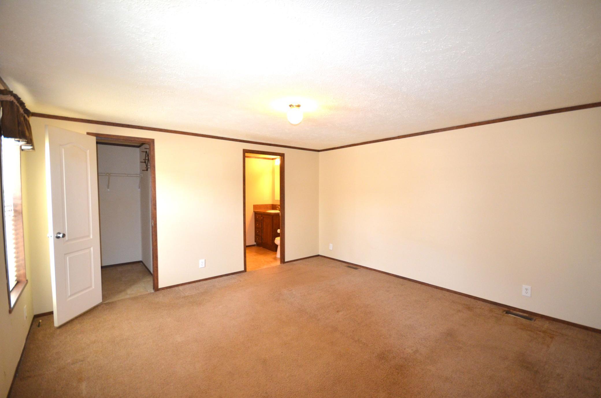 112 St Ann Street Mankato, MN 56001 - Photo 7 of 12