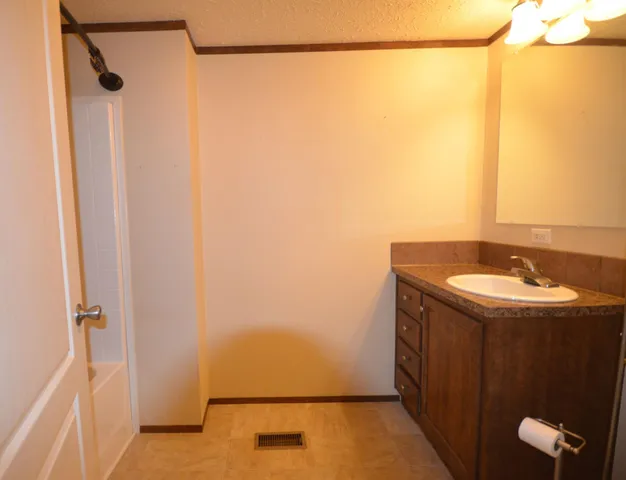 $57,000 | 112 St Ann Street, Mankato, MN 56001