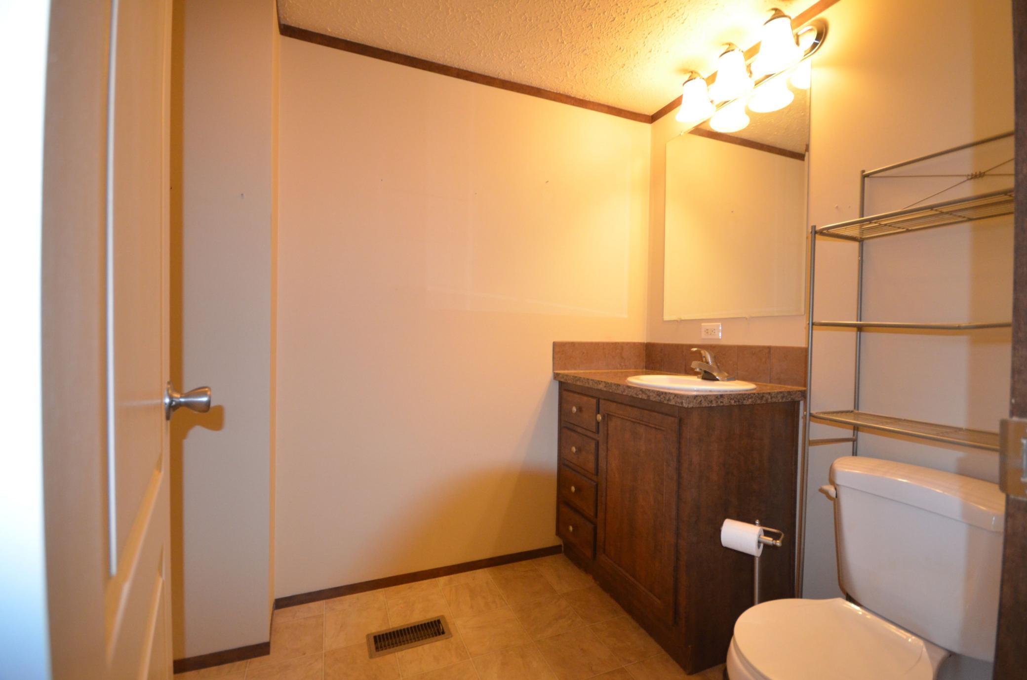 112 St Ann Street Mankato, MN 56001 - Photo 9 of 12