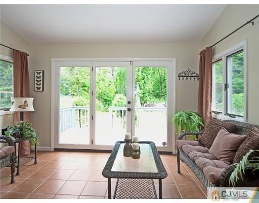 961 Raritan Road Scotch Plains, NJ 07076 - Photo 11 of 25