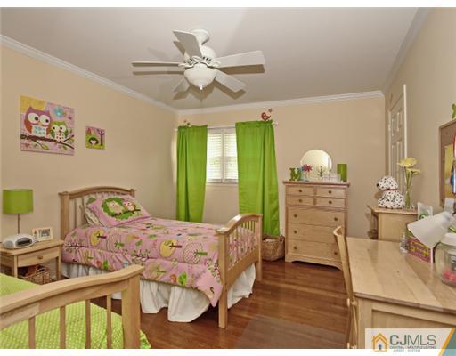 961 Raritan Road Scotch Plains, NJ 07076 - Photo 14 of 25