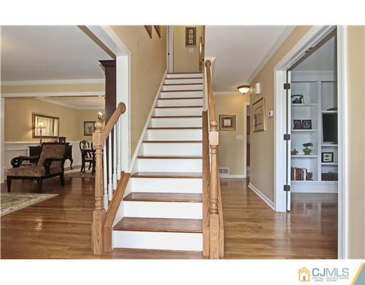 961 Raritan Road Scotch Plains, NJ 07076 - Photo 3 of 25