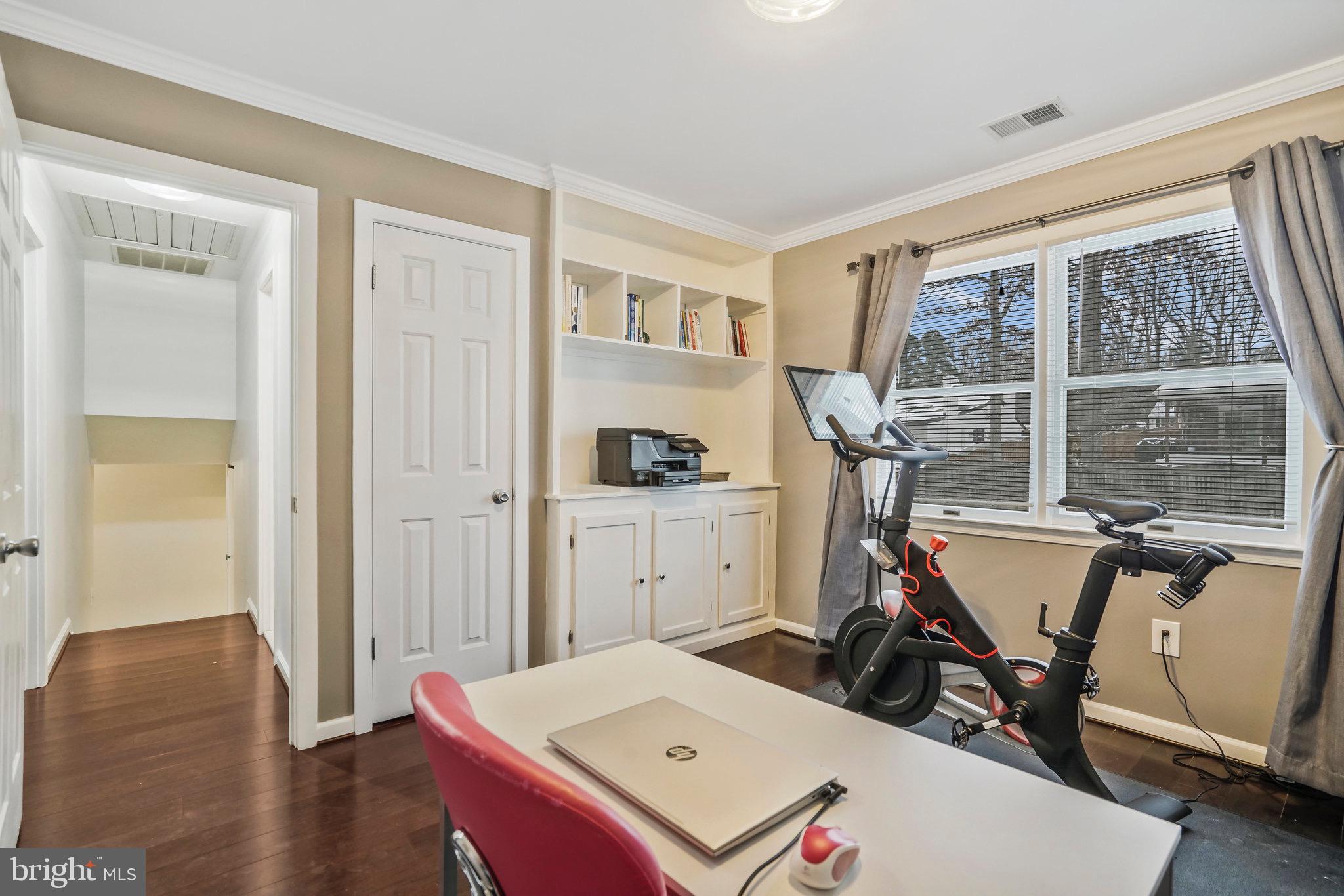 7604 Gresham Street Springfield, VA 22151 - Photo 32 of 58 Gallery Image 32