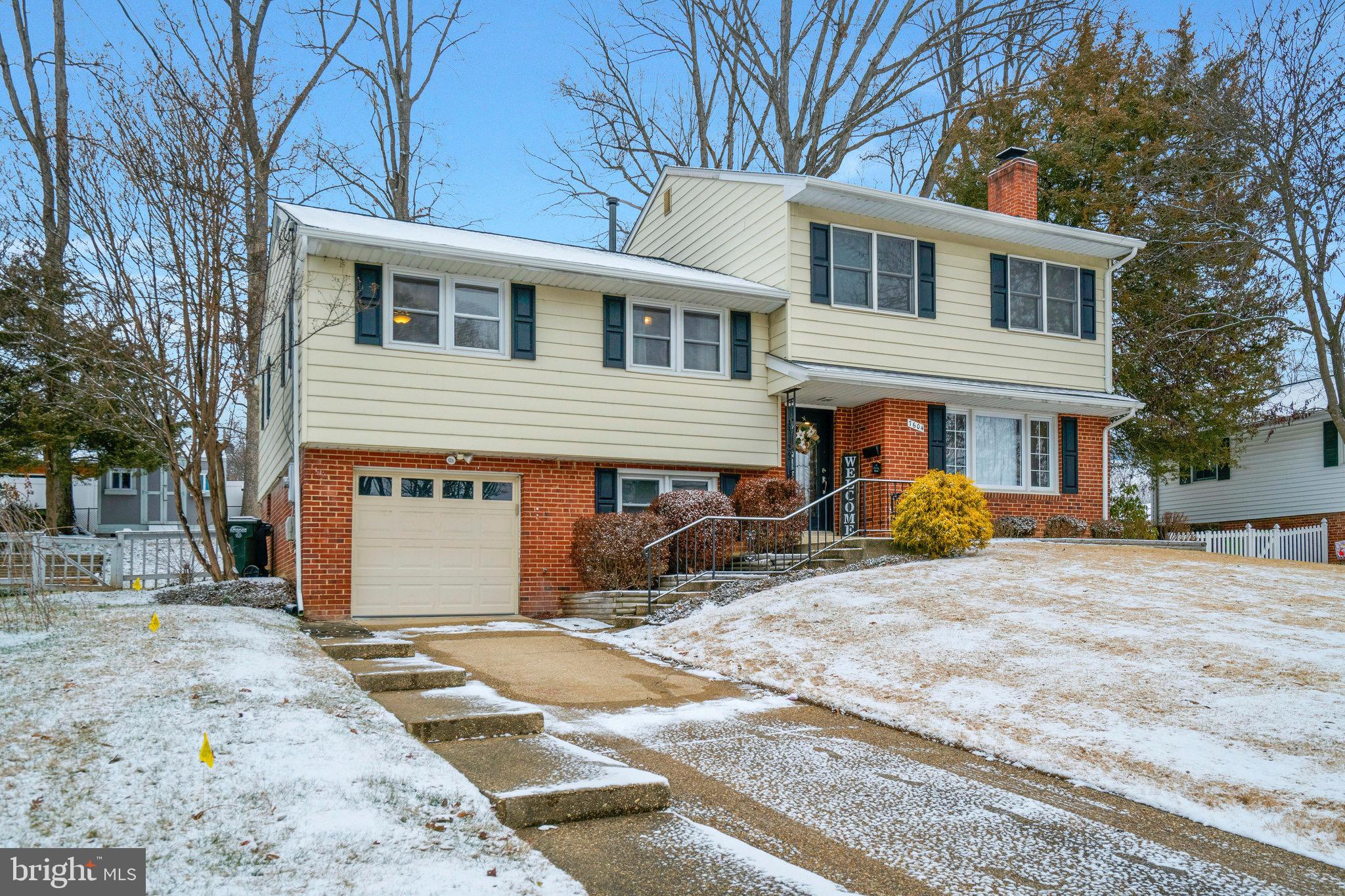 7604 Gresham Street Springfield, VA 22151 - Photo 4 of 58 Gallery Image 4