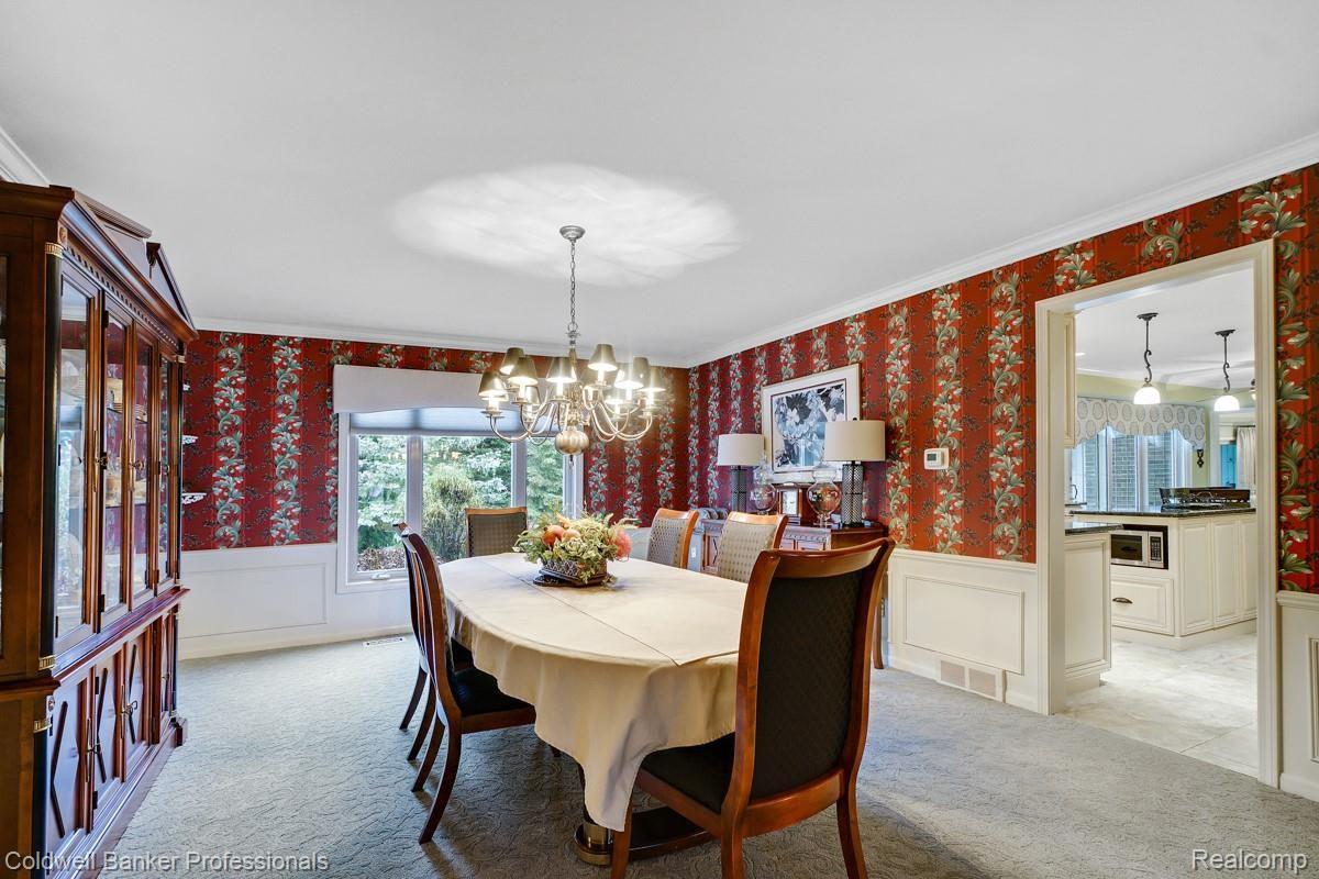 1989 Mapleridge Road Rochester, MI 48309 - Photo 9 of 50 dsc03639-dsc03641.jpg