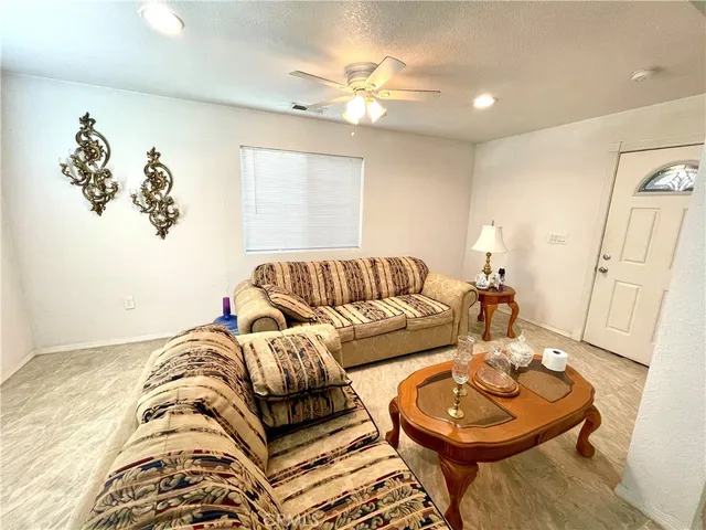 $285,500 | 1325 Norton Avenue, Dos Palos, CA 93620