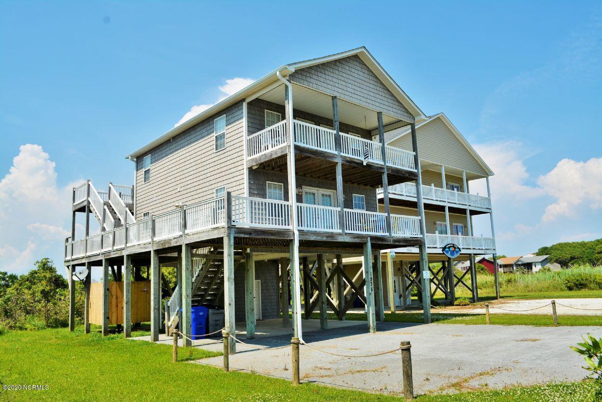 1935 New River Inlet Road North Topsail Beach, NC 28460 - Photo 2 of 97 1935 - front of house on side