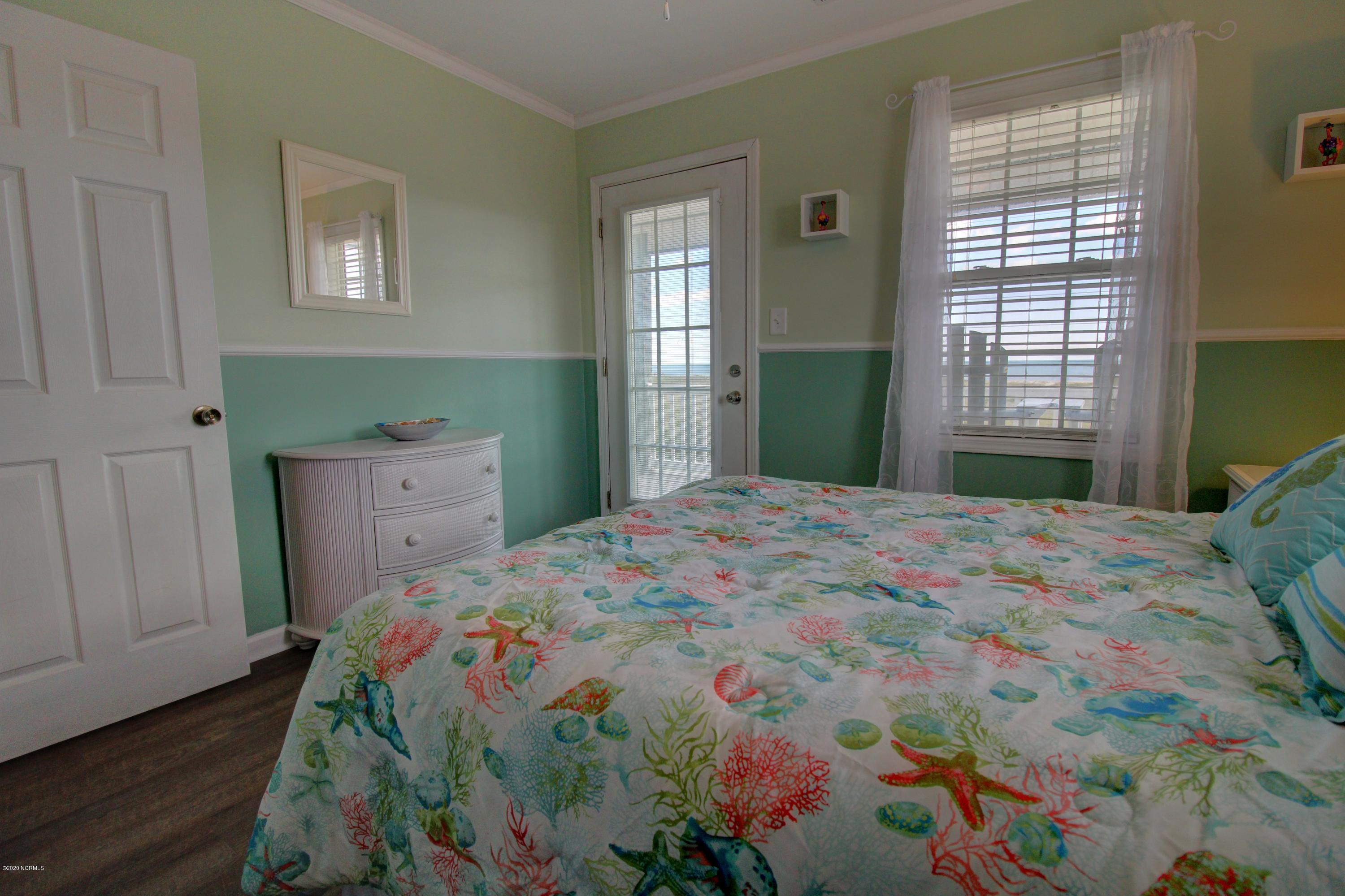 1935 New River Inlet Road North Topsail Beach, NC 28460 - Photo 41 of 97 serenity sands - bedroom 3.1