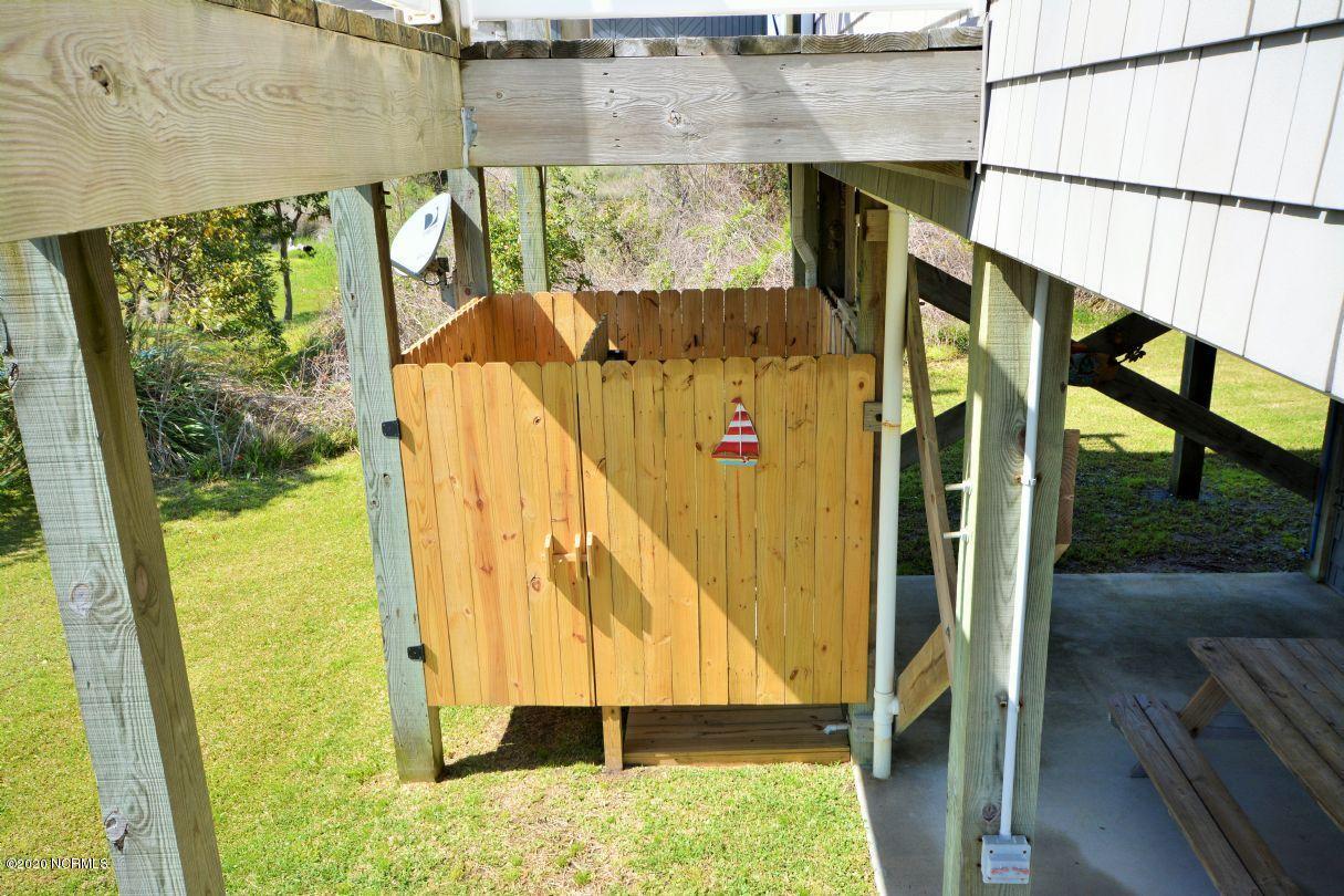 1935 New River Inlet Road North Topsail Beach, NC 28460 - Photo 47 of 97 1935 - outdoor shower