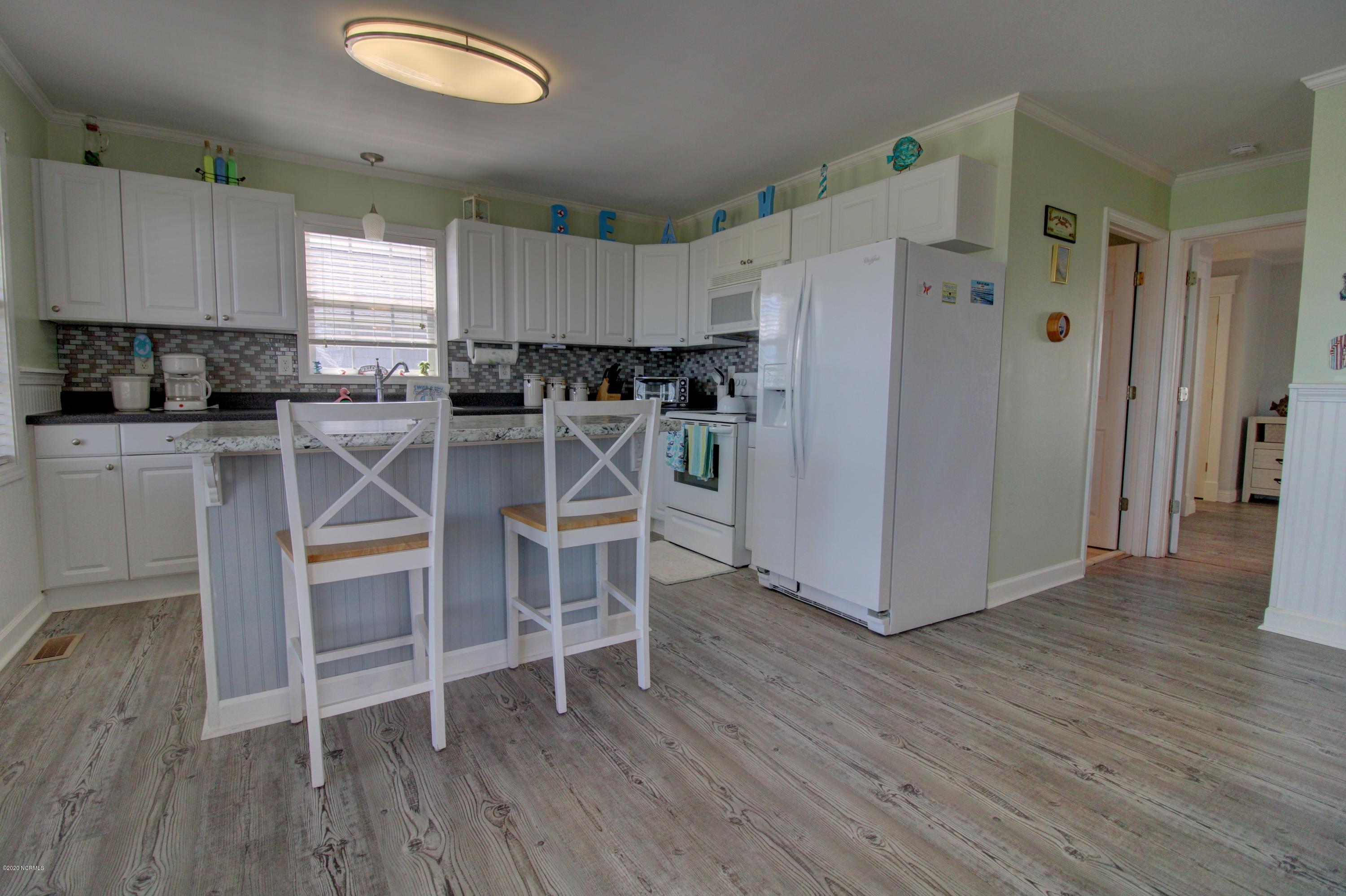 1935 New River Inlet Road North Topsail Beach, NC 28460 - Photo 7 of 97 serenity sands - kitchen 2