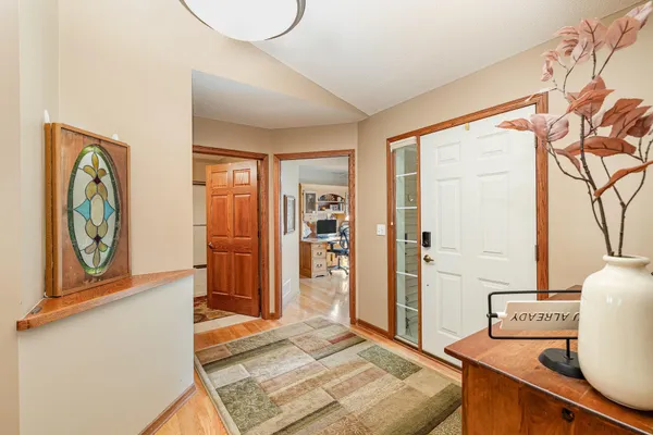 $424,950 | 561 Marmik Circle, Hastings, MN 55033