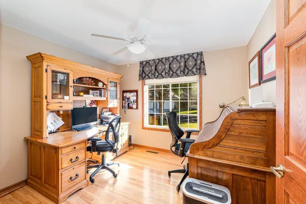 $424,950 | 561 Marmik Circle, Hastings, MN 55033