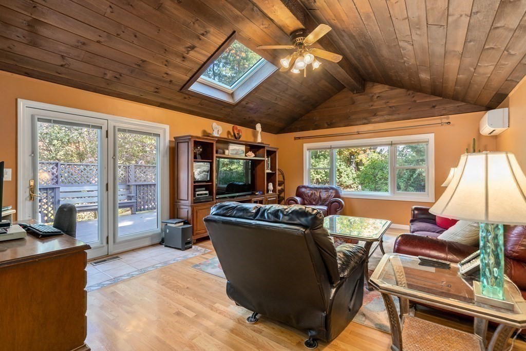 69 Mountain Road Burlington, MA 01803 - Photo 12 of 35 Gallery Image 12