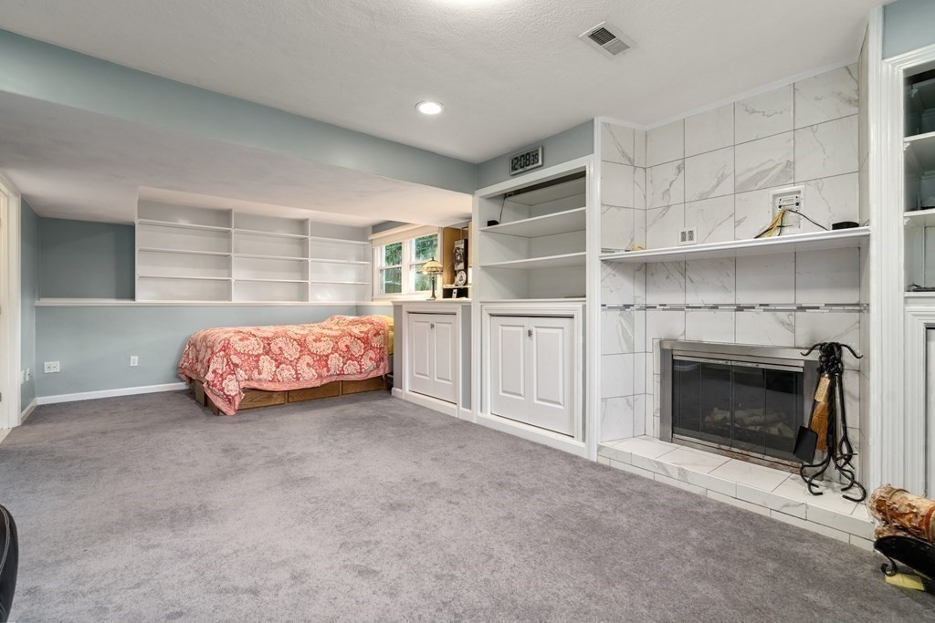 69 Mountain Road Burlington, MA 01803 - Photo 21 of 35 Gallery Image 21