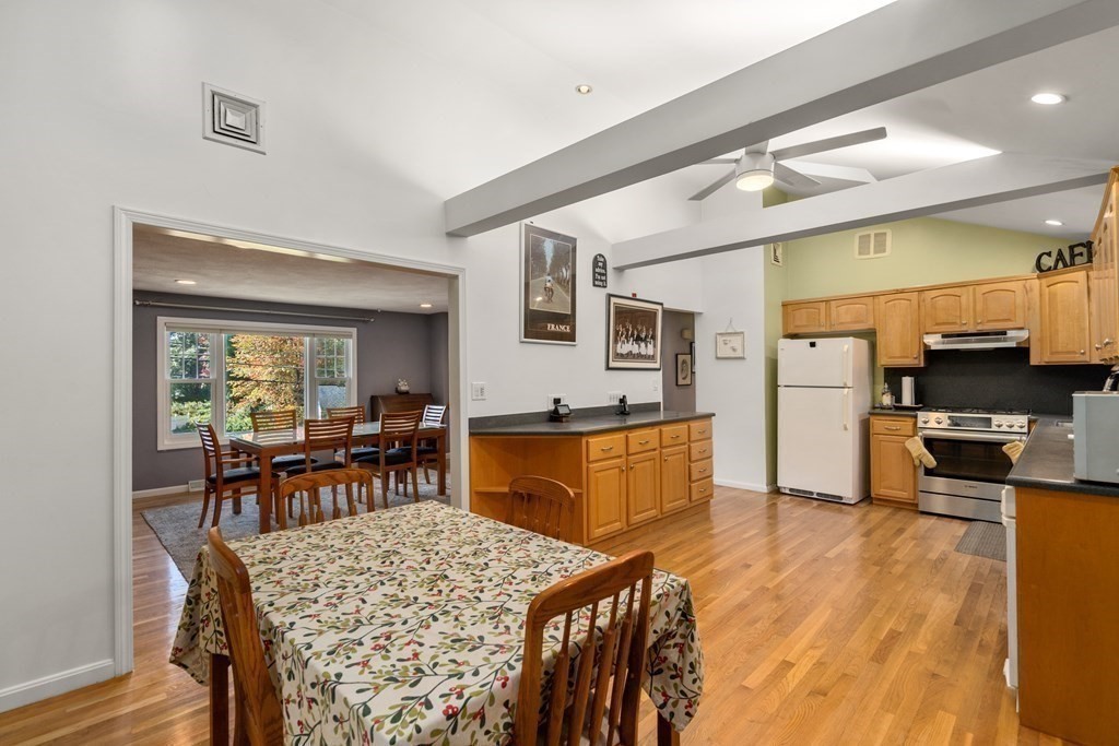 69 Mountain Road Burlington, MA 01803 - Photo 7 of 35 Gallery Image 7