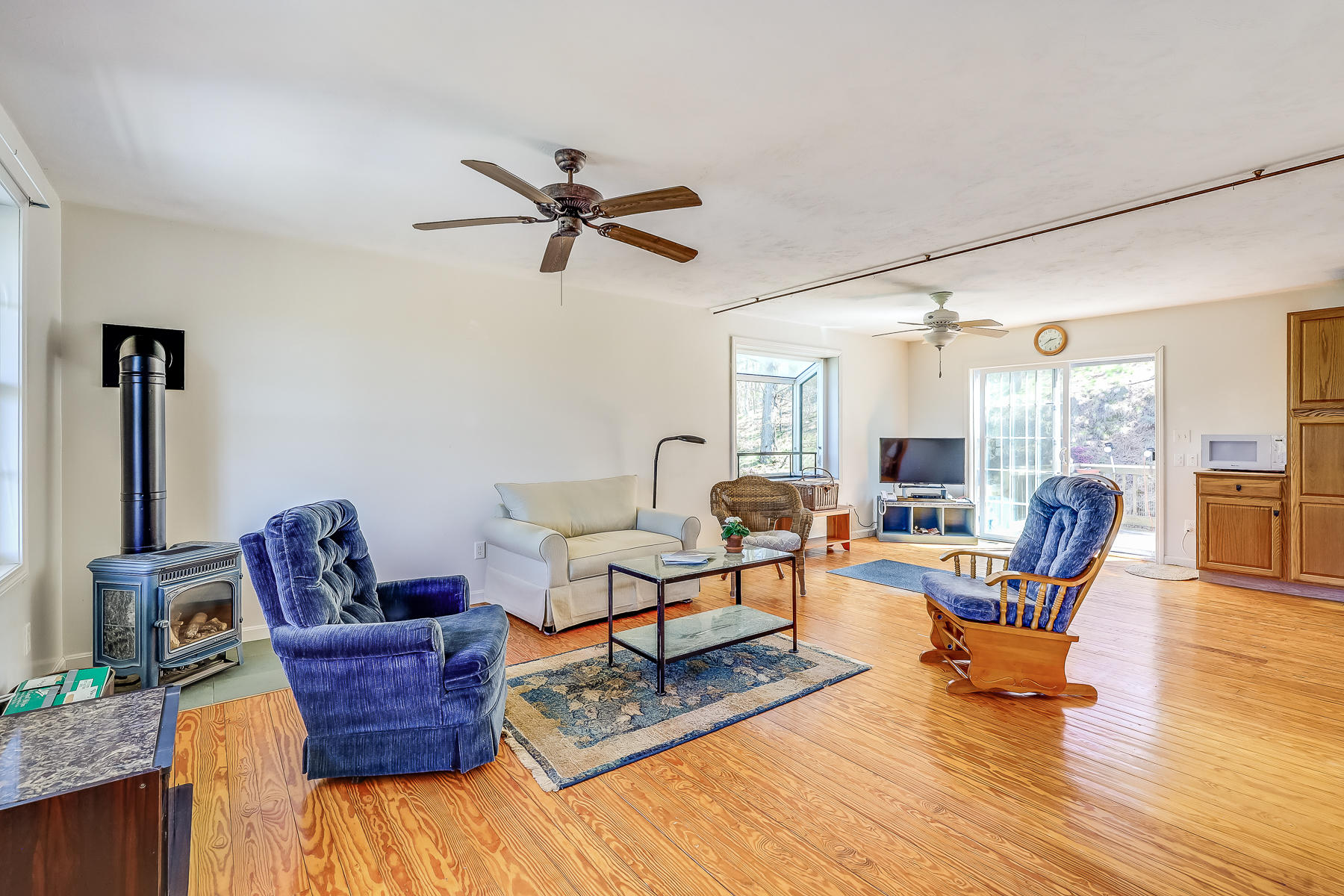 202 Northgate Road North Chatham, MA 02633 - Photo 15 of 34 a living room with furniture and a wooden floor