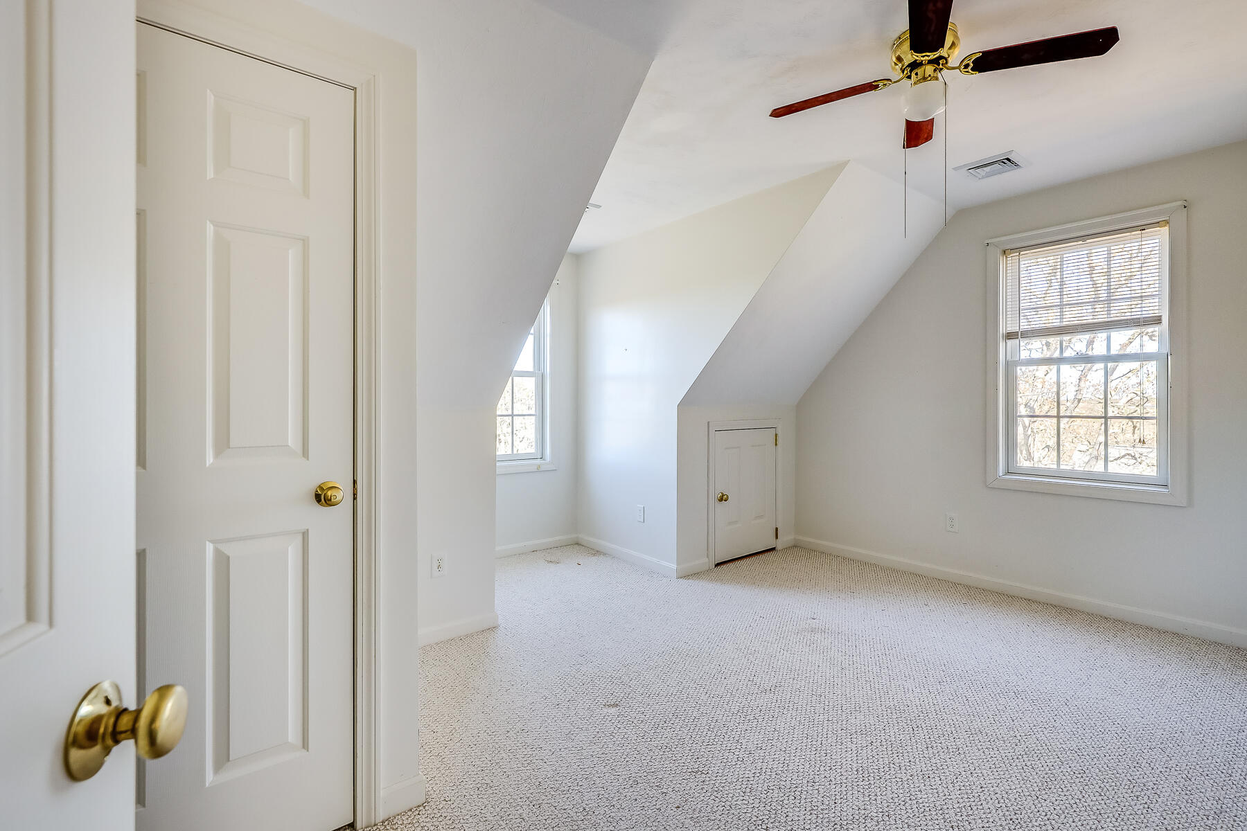 202 Northgate Road North Chatham, MA 02633 - Photo 27 of 34 a view of an empty room with windows