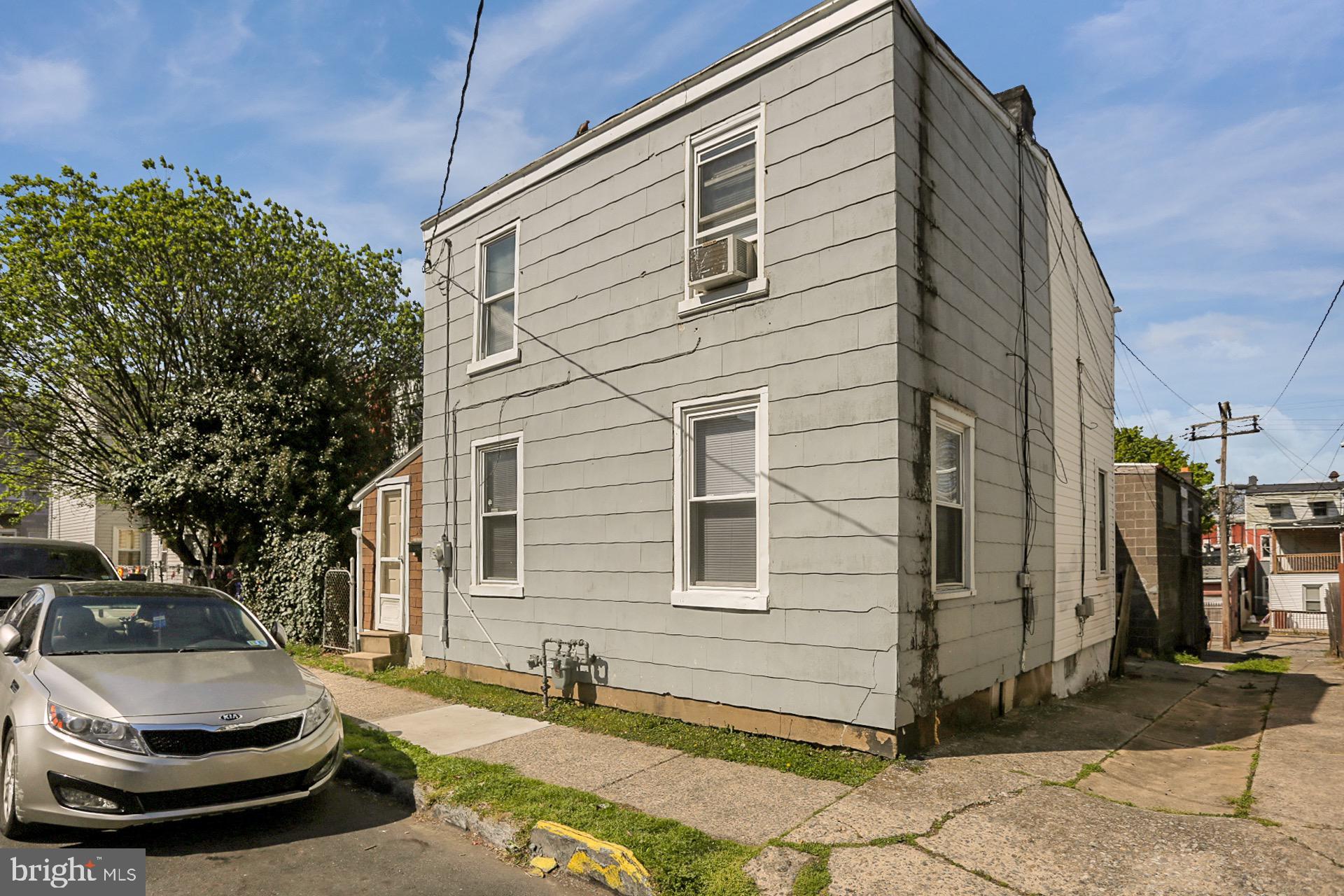 1123 Spring Street Reading, PA 19604 - Photo 16 of 27 Gallery Image 16