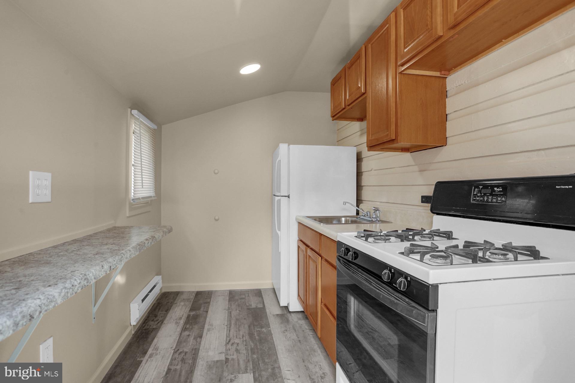 1123 Spring Street Reading, PA 19604 - Photo 17 of 27 Gallery Image 17